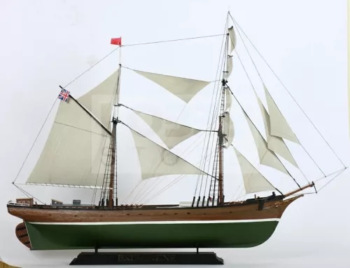 Zvezda English Brigantine makett 1:100 (9011Z)