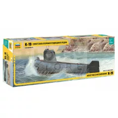   Zvezda K-19 "Hotel" Class 1:350 tengeralattjáró makett (9025)