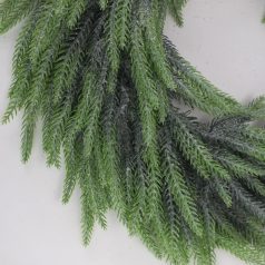   Dús mű fenyő koszorú 55 cm – látványos karácsonyi és téli ajtódísz