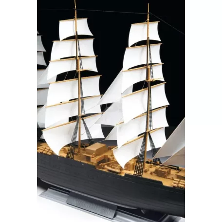 Zvezda Krusenstern Sailingship makett 1:200 (9045Z)