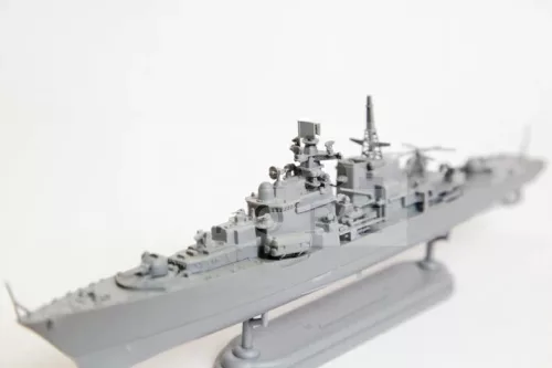 Zvezda Russian Destroyer Sovremenny makett 1:700 (9054Z)