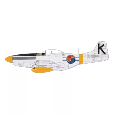 Airfix North American F-51D Mustang repülőgép makett 1:72 (A02047A)