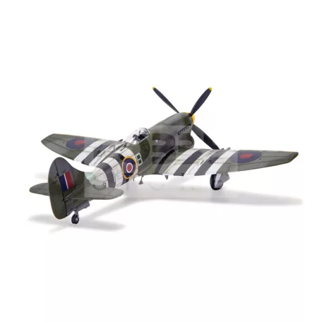 Airfix Hawker Tempest Mk.V repülőgép makett 1:72 (A02109)