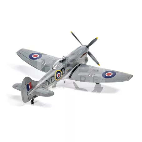 Airfix - Hawker Tempest Mk.V Post War repülőgép makett 1:72 (A02110)