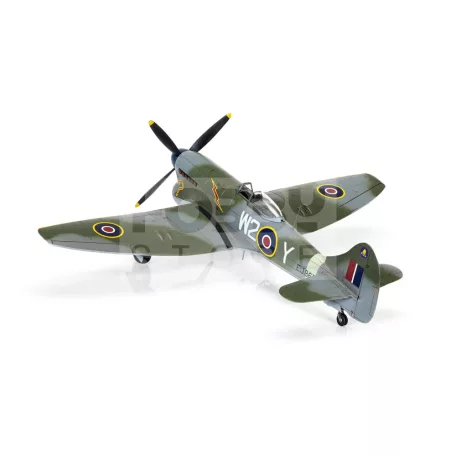 Airfix - Hawker Tempest Mk.V Post War repülőgép makett 1:72 (A02110)