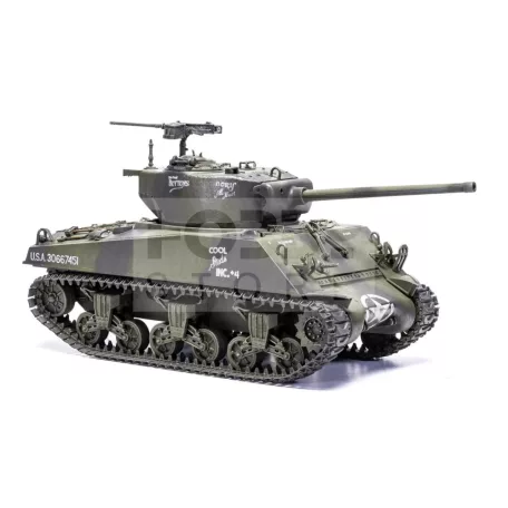 Airfix M4A3(76)W Battle of the Bulge harcjármű makett 1:35 (A1365)
