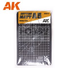   AK-Interactive DOUBLE SIDE CUTTING MAT (A5) - A5-ös méretű vágólap modellezéshez AK9313
