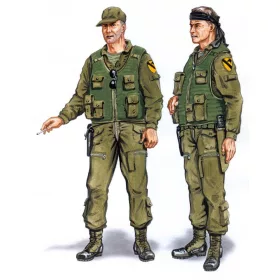 Plus Model Crew UH-1 – figura makett