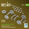 ResKit Models Kübelwagen Typ 82 – 5 kerék, terepgumi, első torziós rúd V1