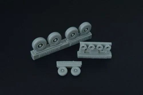 Brengun C-130 Hercules wheels - kerékkészlet