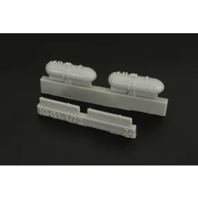   Brengun Ki-61 Id Hien Wing Racks & Drop Tanks - szárny alatti fegyvertartók és póttartályok