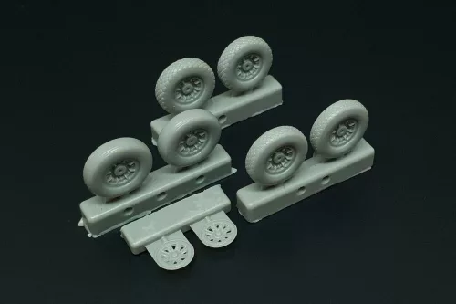 Brengun P-47N Wheels (3 type of pattern) - kerékkészlet