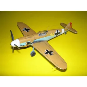 MisterCraft BF-109F-4/trop Marseille 1:72 repülőgép makett – MisterCraft C-40