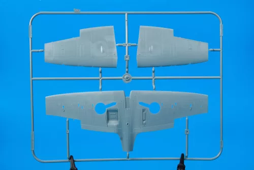 Eduard Spitfire Mk.Ia ProfiPACK 1:48 repülőgép makett