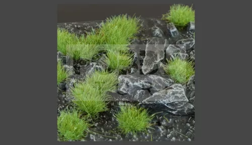 Gamers Grass TUFTS Realisztikus Green - zöld színű fűcsomók diorámához-Small 144 darab (4 mm self-adhesive - GREEN)