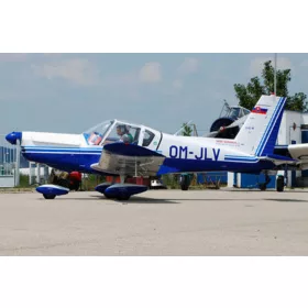 HobbyBoss ZLIN Z-42M 1:72 repülőgép makett (HB80231)