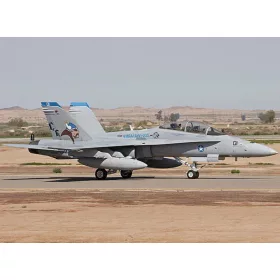 HobbyBoss F/A-18D Hornet 1:48 repülőgép makett
