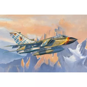 HobbyBoss Tornado IDS 1:48 repülőgép makett