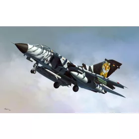 HobbyBoss Tornado ECR 1:48 repülőgép makett