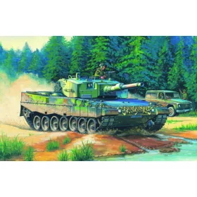 HobbyBoss német Leopard 2 A4 harckocsi 1:35 makett