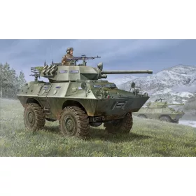   HobbyBoss LAV-150 APC 90 mm Mecar löveg 1:35 harcjármű makett