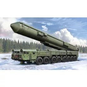   HobbyBoss 15U175 TEL – RS-12M1 Topol-M ICBM rendszer 1:72 rakéta-/légvédelmi rendszer makett