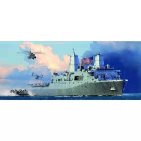HobbyBoss USS New York (LPD-21) 1:700 hajómakett
