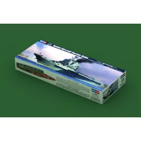 HobbyBoss szovjet repülőgép-hordozó Baku 1:700 makett