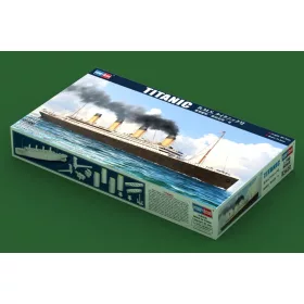 HobbyBoss Titanic 1:700 hajómakett
