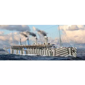 HobbyBoss Olympic 1:700 hajómakett
