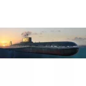   HobbyBoss orosz haditengerészet Typhoon Class SSBN 1:350 tengeralattjáró makett