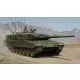 HobbyBoss Leopard 2A4M CAN 1:35 harcjármű makett