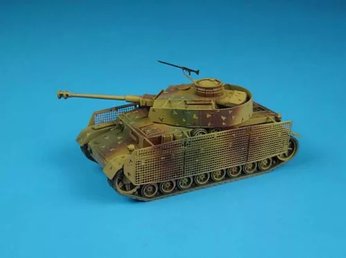 Hauler Pz IV ausf J – harcjármű makett