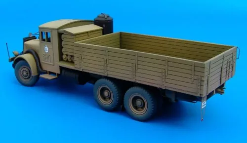 Hauler TATRA typ 8000H Holzgas – járműmakett