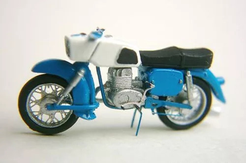 Hauler MZ 250-civil version – járműmakett