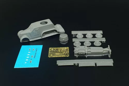 Hauler Tatra OA vz.30 armored car – 1:87 járműmakett