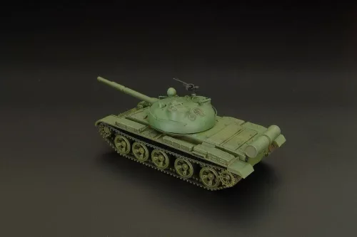 Hauler T-62 (1972) – harcjármű makett