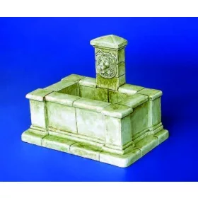   Plus Model Brunnen Eckig – 1:35 dioráma építmény makett