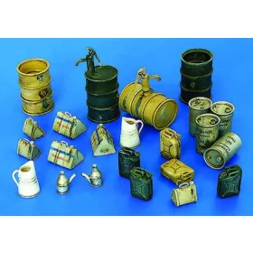   Plus Model Deutsches Equipment WWII Tanklager Zubehör – dioráma kellék makett