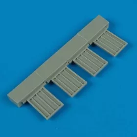   Quickboost MiG-23 flogger spil doors for Trumpeter - légbeömlő segédajtók