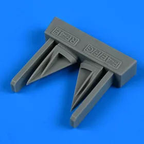   Quickboost F-4E/F/G RF-4E Phantom II vertical tail air inlet for Revell - függőleges vezérsík légbeömlője