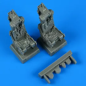   Quickboost F-4 Phantom II ejection seats with safety belts - katapultülések biztonsági övekkel