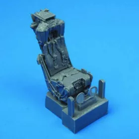   Quickboost F-4 ejection seats with safety belts - katapultülések biztonsági övekkel