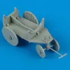 Quickboost German WWII support cart for external fuel tank – dioráma kellék makett