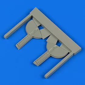   Quickboost Spitfire Mk.I undercarriage covers for Tamiya - futóműajtók