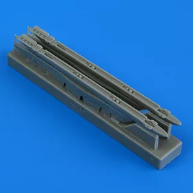   Quickboost Sepecat Jaguar GR.1/GR.1a upper pylons with adapters - felső fegyverfelfüggesztő pilonok adapterekkel