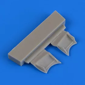  Quickboost F4F-4 Wildcat undercarriage covers f.Air - futóműajtók, Airfix maketthez