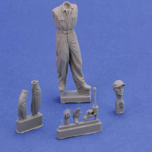 Royal Model U.S. mechanic 3D printed – figura makett
