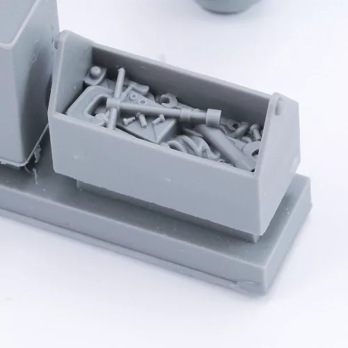 Royal Model Toolbox, oil cans and bucket – dioráma kellék makett