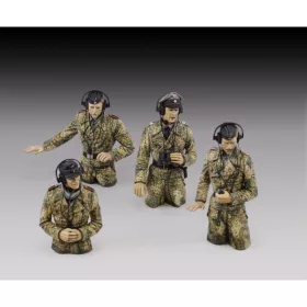   Royal Model German tank crew in pit dot - WWII – figura makett